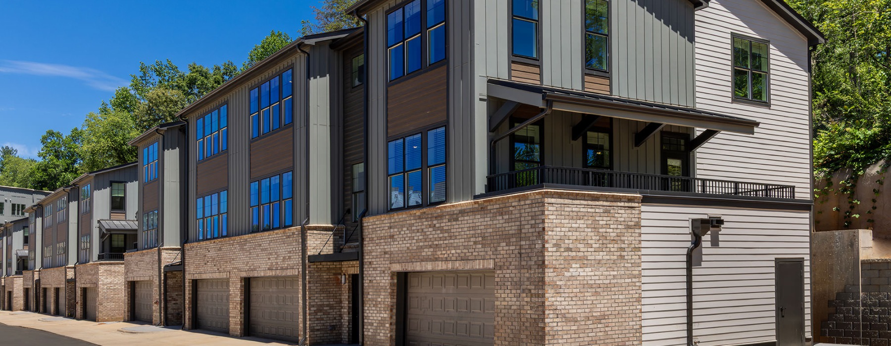 apartments with attached garages